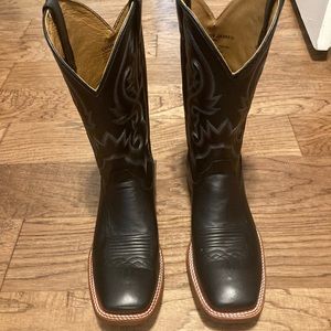 Men's Cody James Stockman Cowboy Boots in black 10D (Brand New, Never Worn)
